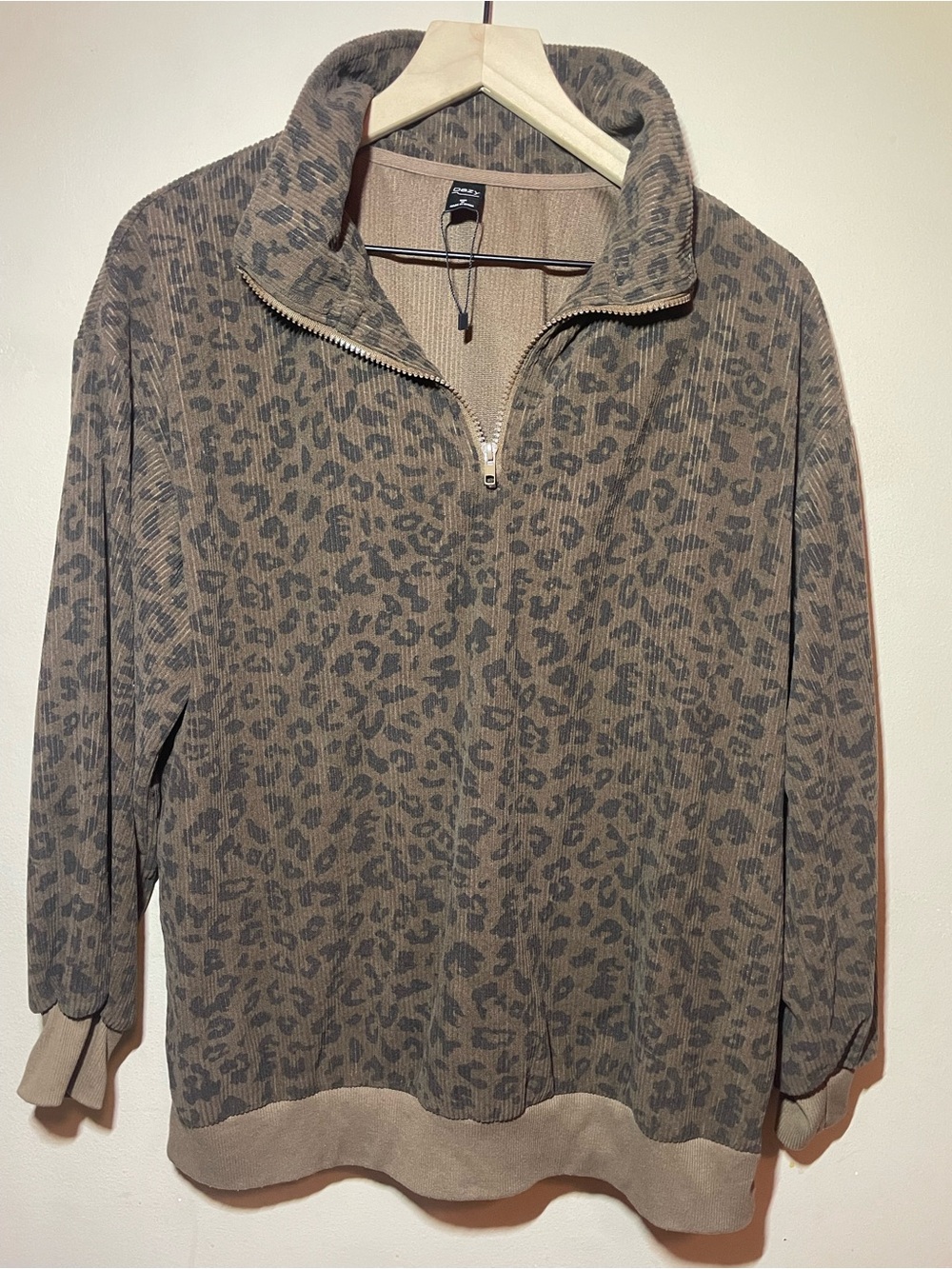 Dazy Leopard Print Quarter Zip Pullover Sweatshirt Medium Brown Black Cozy